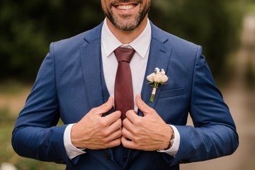 Les tenues des mariés Les tenues des mariés