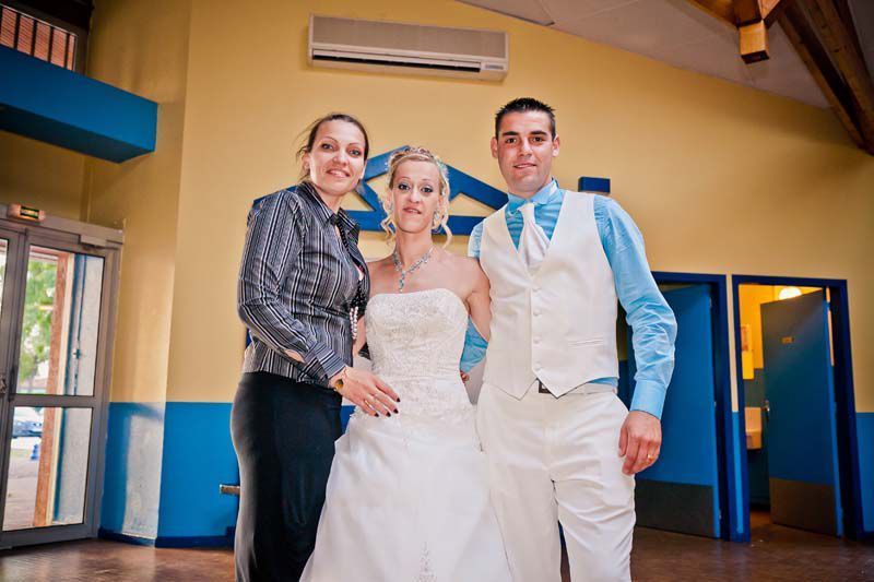 Emilie & Romain, un mariage turquoise et blanc