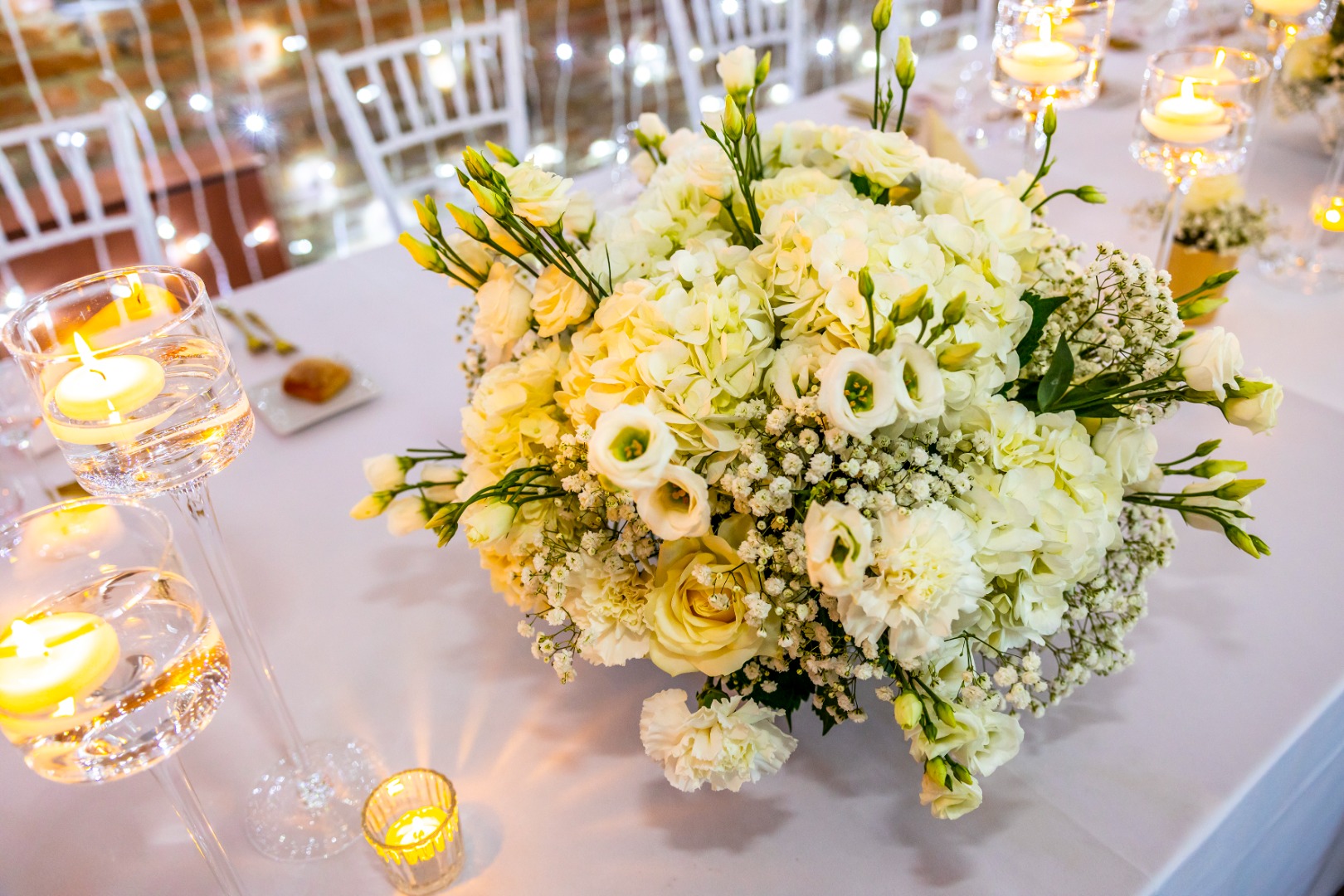 Bouquet rose, gypsophile, orthensias, lisianthus et oeillet