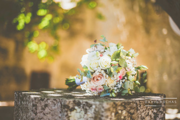 bouquet de la mariée avec de l'eucalyptus 