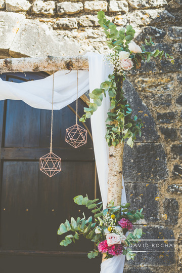 décoration d'une arche de mariage