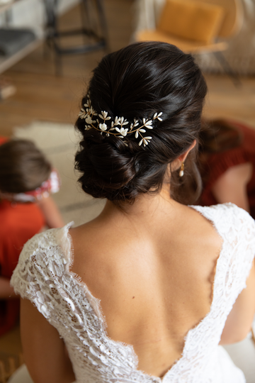 dos de la mariée avec coiffure