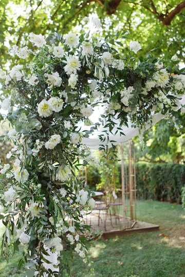 déco florale angle arche mariage