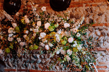 Détail arche fleurie