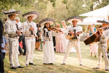 Egayez mariage avec groupe musical live mariachi viva Mexico