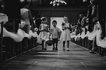 église entrée enfants