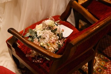 Bouquet de la mariée à l'église