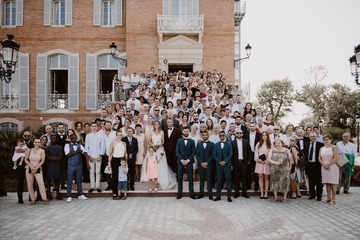 photo de groupe dans l'escalier