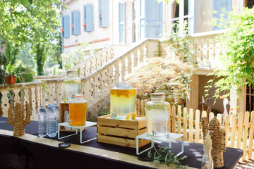 Quand proposer un bar à orangeade et citronnade ?