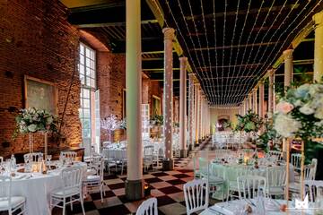 Salle des colonnes décorée mariage