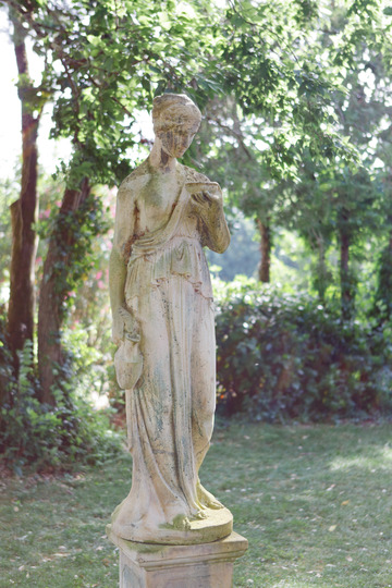 Statue dans le parc du domaine