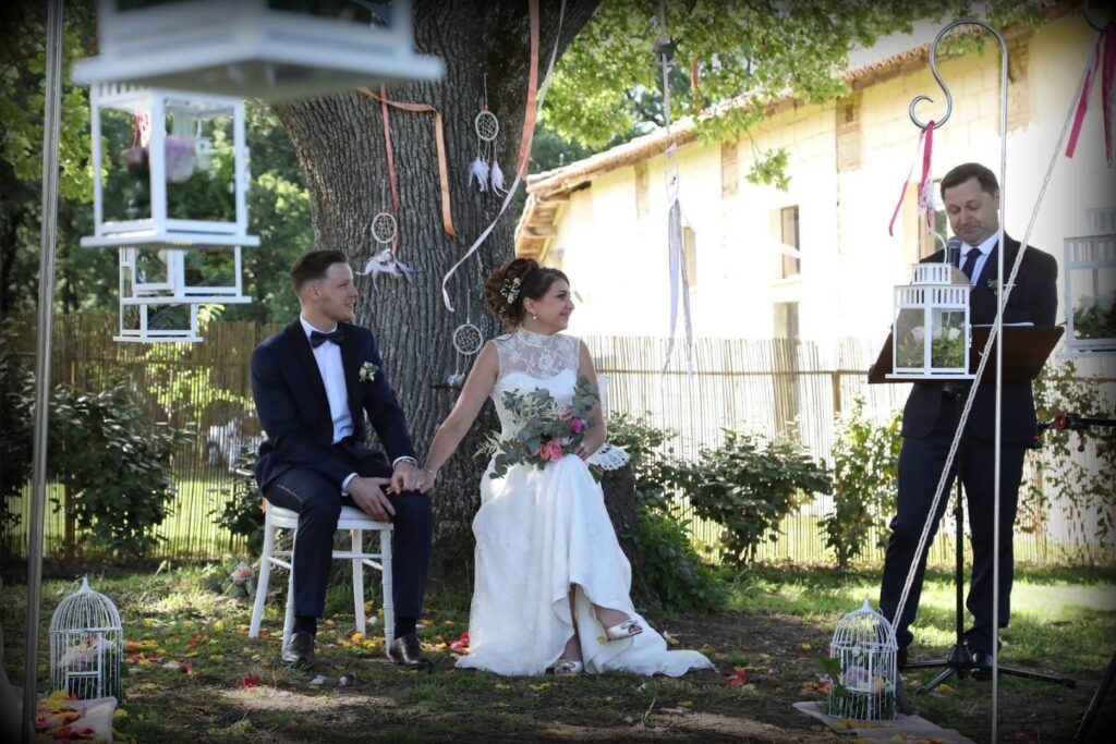 Magnifique cérémonie laïque au Domaine St Michel à Giroussens