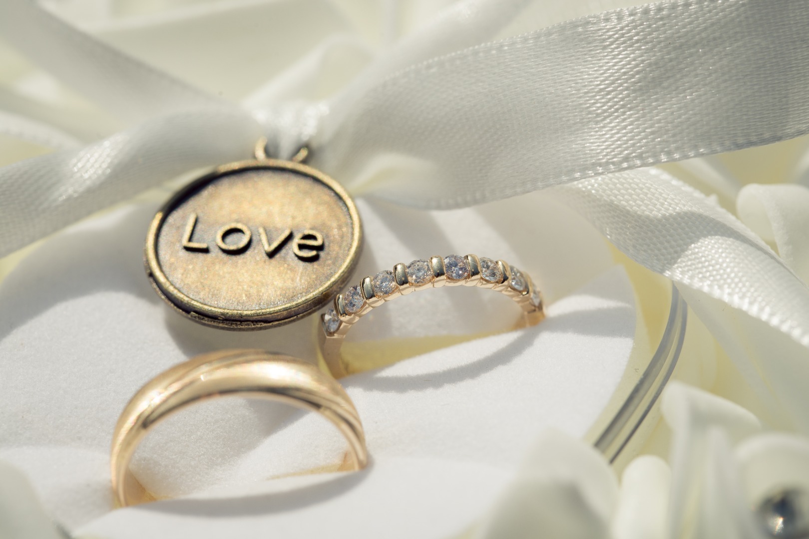 Alliance Love ruban La Dolce Vita Organisation de Mariages Toulouse