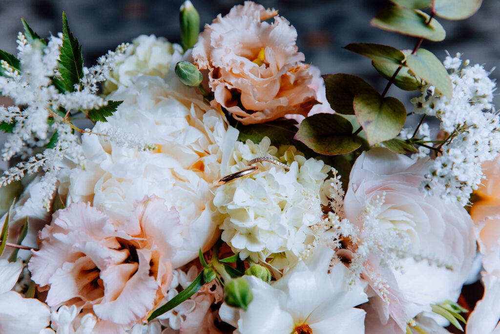 Alliances et bouquet