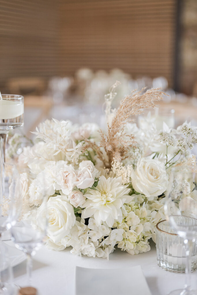 Centre de table fleuri