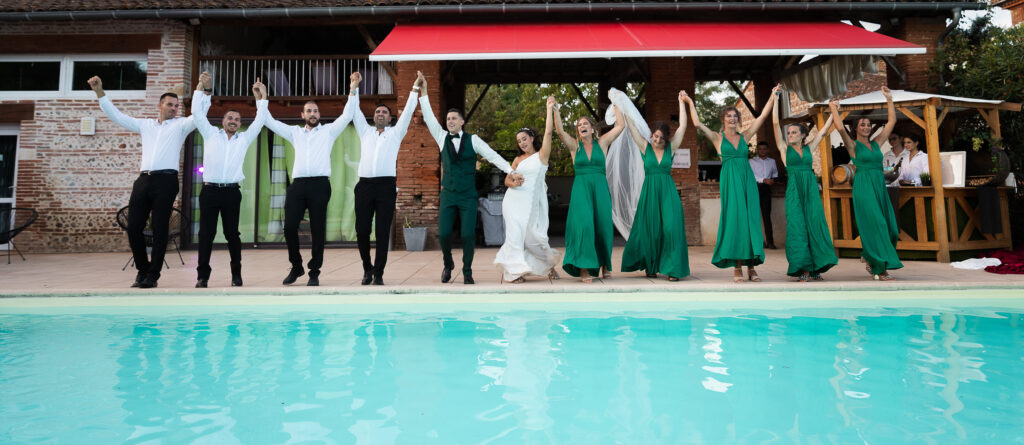 chorégaphie au bord de la piscine