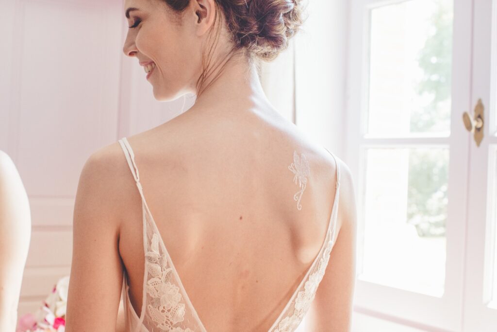 Dos nu bretelle dentelles La Dolce Vita Organisation mariage Toulouse