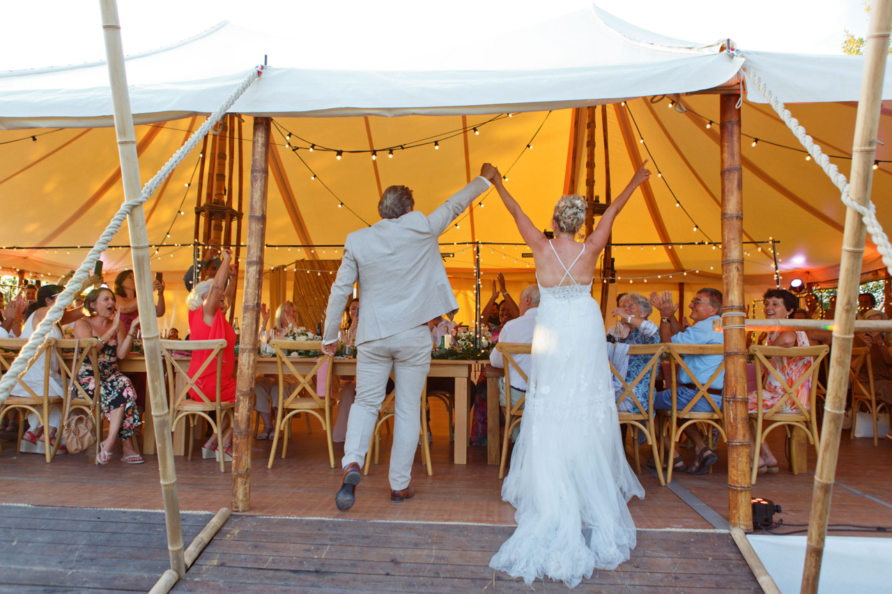 l’entrée des mariées