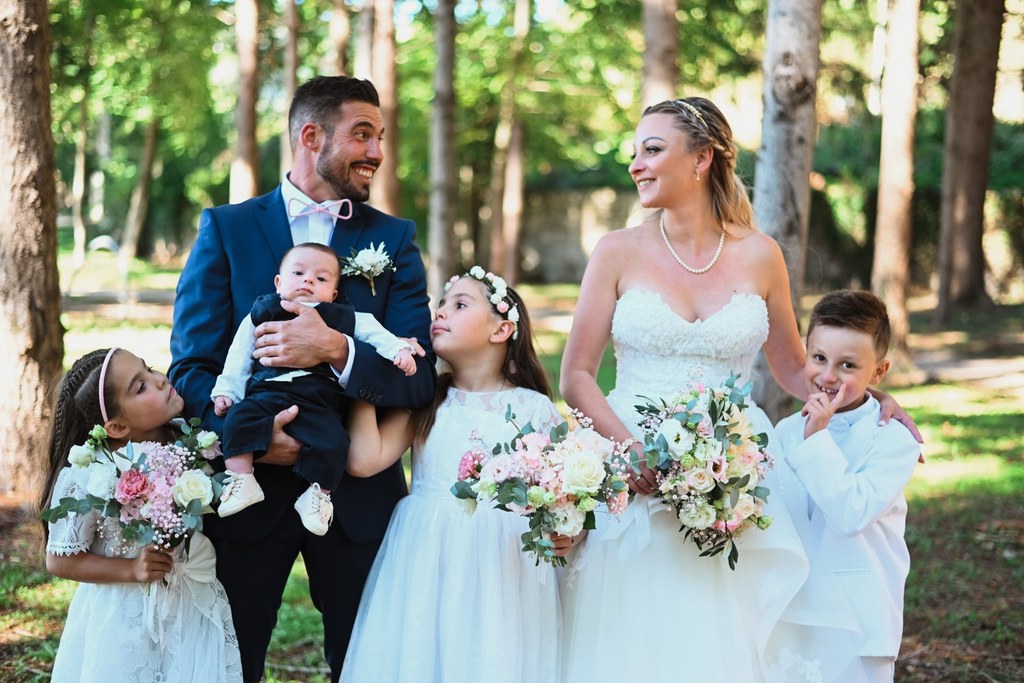 Mariés avec les enfants