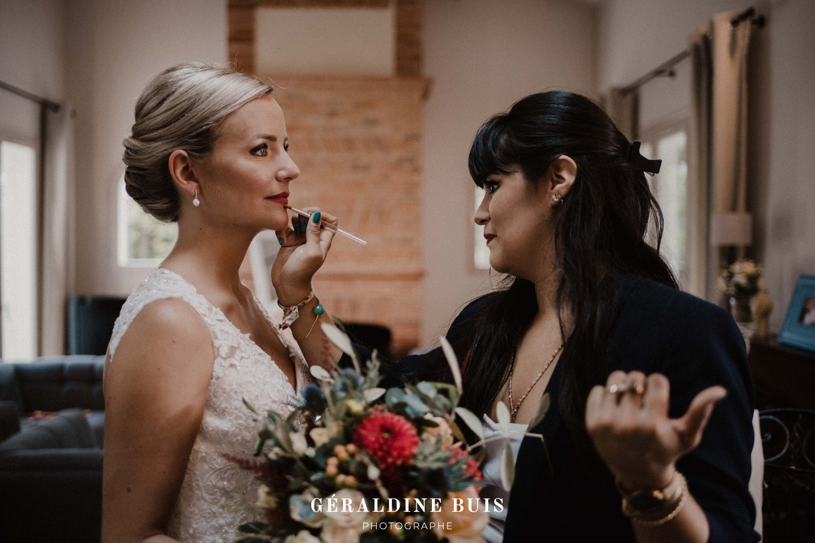 Retouche maquillage La Dolce Vita Organisation Mariage Toulouse.jpg