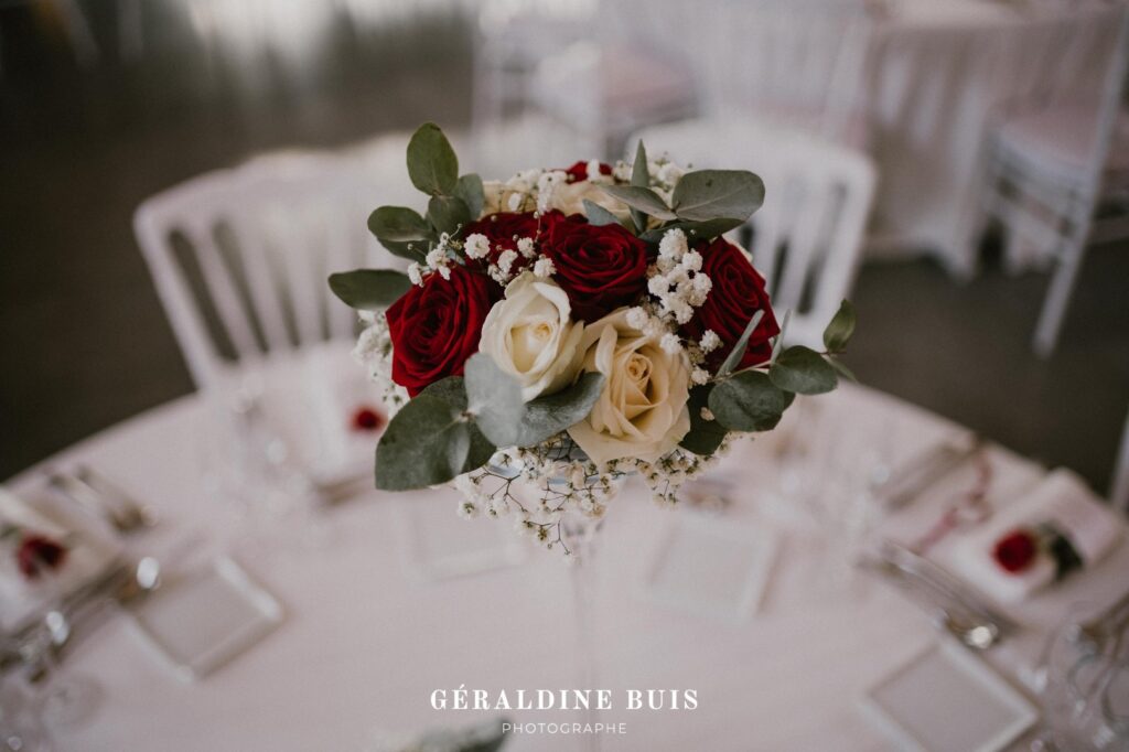 Romantique conte de flees bouquet de table La Dolce Vita Organisation Mariage Toulouse.jpg