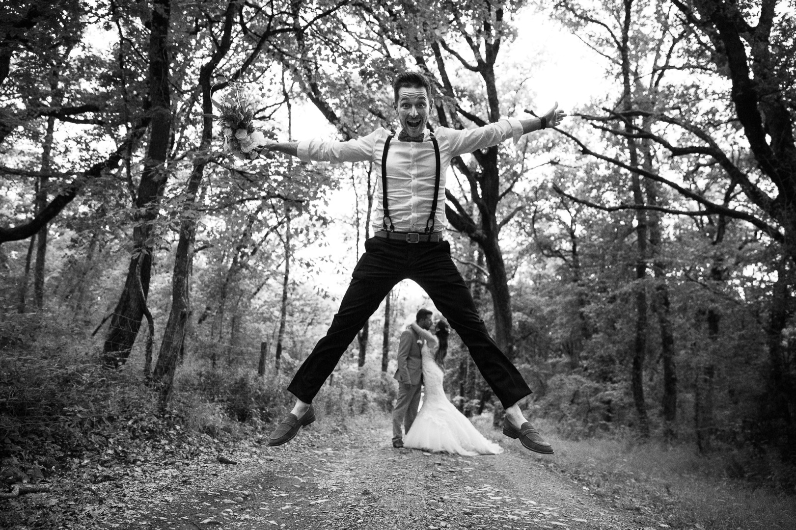 vélo et pancartes flèche