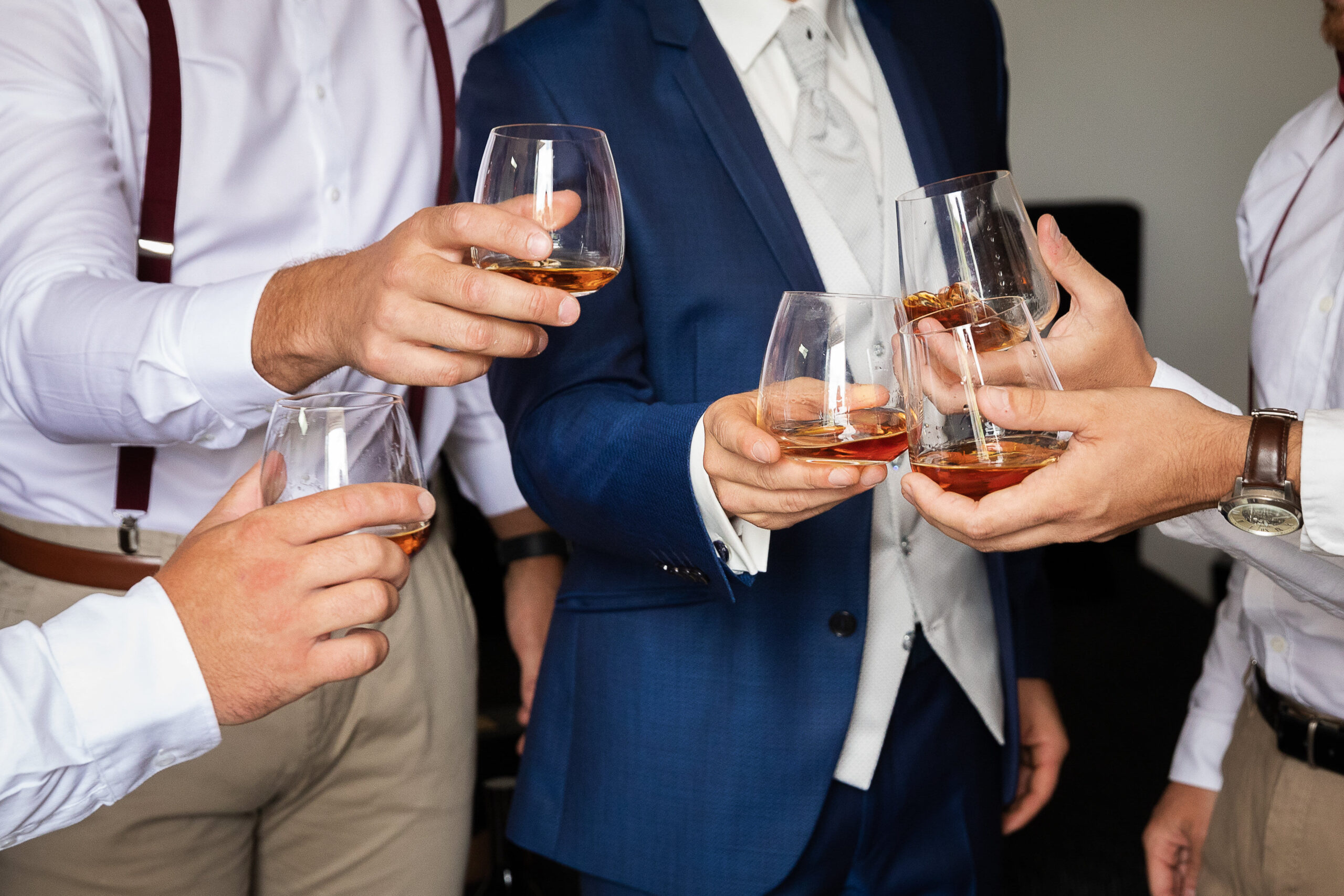 Trinquons pendant les préparatifs