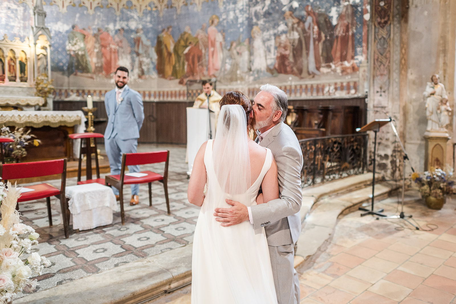 Un papa qui laisse sa fille